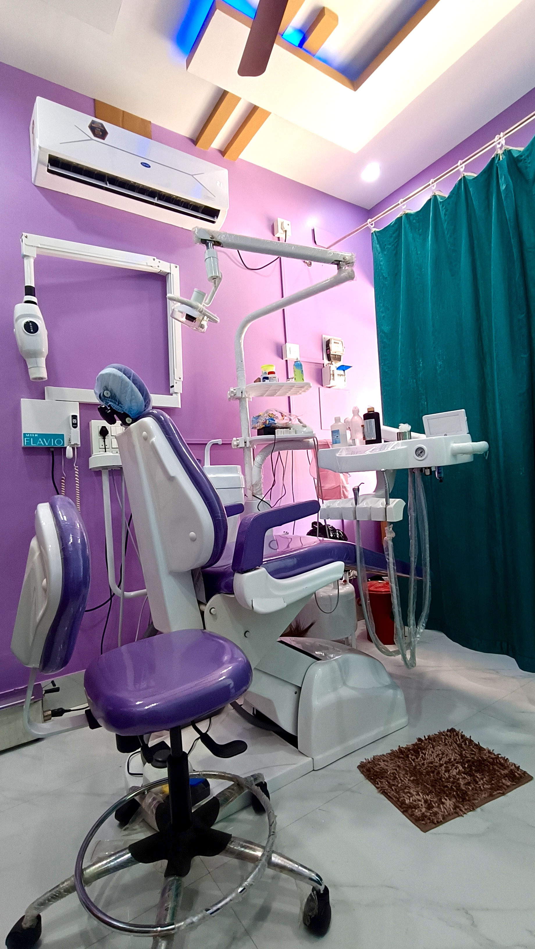 Clinic Interior dental clinic gallery photo