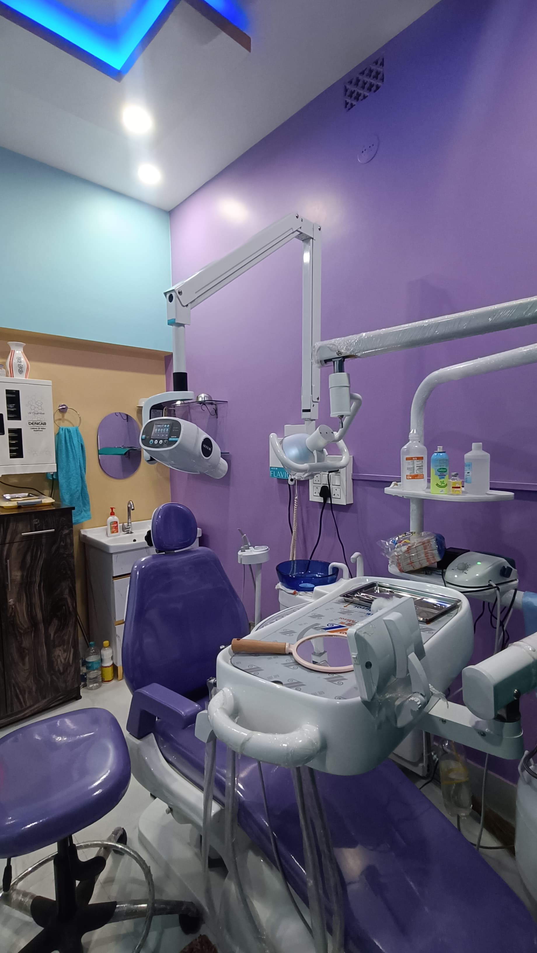 Digital Dental X-ray to better diagnosis.